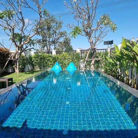 Baan Dalah Pool Villa ブリーラム エクステリア 写真