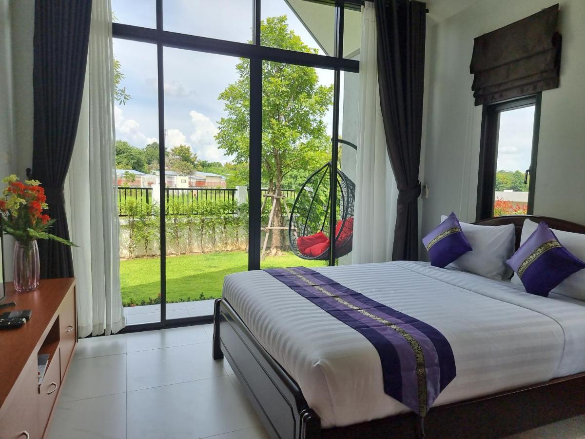 Baan Dalah Pool Villa ブリーラム エクステリア 写真